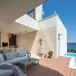 ヴィラ Exquisite Murter Luxor 4 Bedrooms Heated Pool &