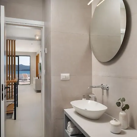 Exquisite Murter Luxor 4 Bedrooms Heated Pool & וילה *