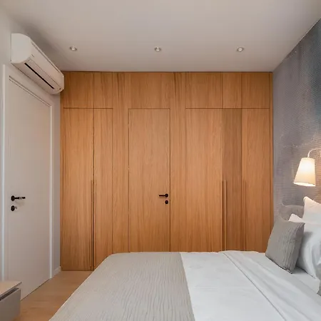 Exquisite Murter Luxor 4 Bedrooms Heated Pool & יזרה