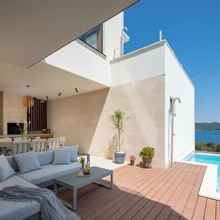 Vila Exquisite Murter Luxor 4 Bedrooms Heated Pool &