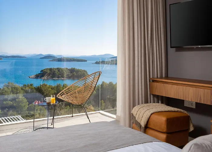 Exquisite Murter Luxor 4 Bedrooms Heated Pool & *