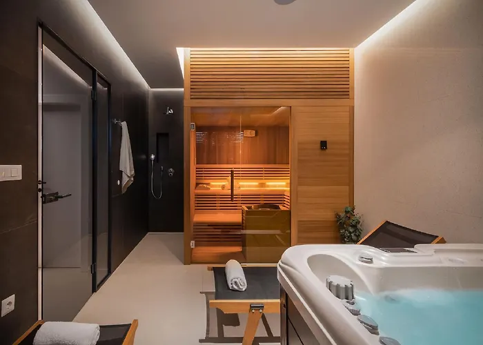 Exquisite Murter Luxor 4 Bedrooms Heated Pool & * Jezera