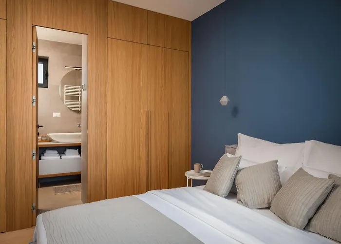 Exquisite Murter Luxor 4 Bedrooms Heated Pool & *