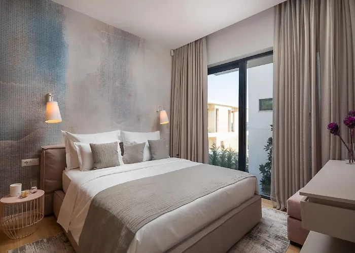 Exquisite Murter Luxor 4 Bedrooms Heated Pool & *