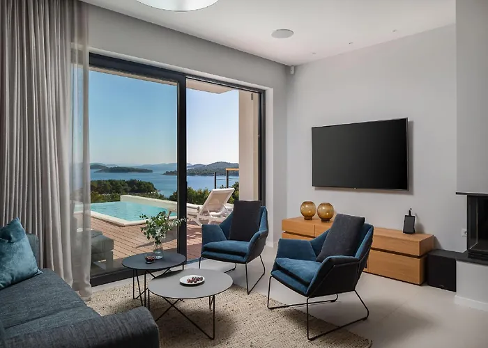 Villa Exquisite Murter Luxor 4 Bedrooms Heated Pool&spa&gym